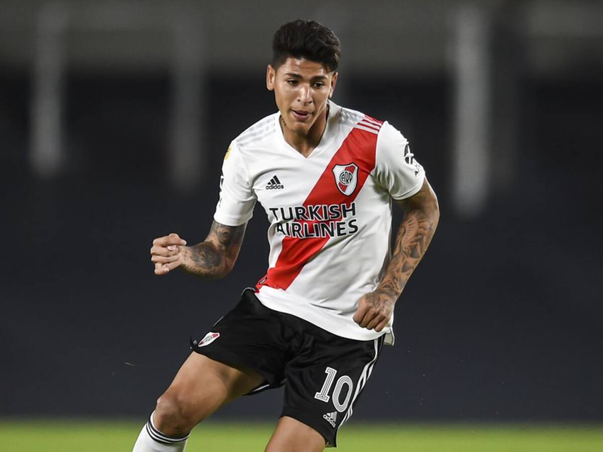 Carrascal estrena agente, ahora es el mismo de Muriel y Cuadrado