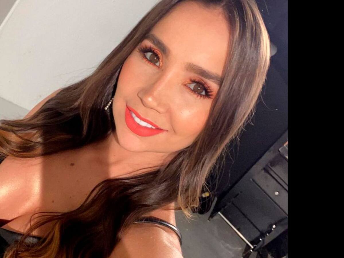 “La madre de mis hijos”, le escriben a Paola Jara por foto bronceándose