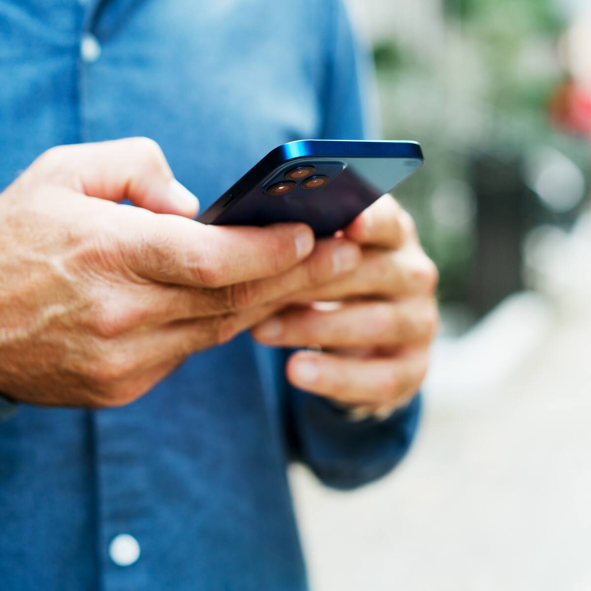 Federico Gutiérrez ordena no comprarle celulares y datos a los cargos directivos