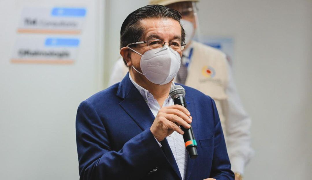 Fernando Ruiz, Ministro de Salud