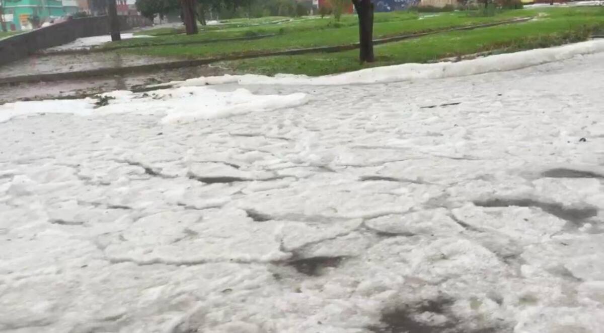 Se presentan emergencias en la capital colombiana tras fuertes lluvias que se presentaron en horas de la tarde del domingo.