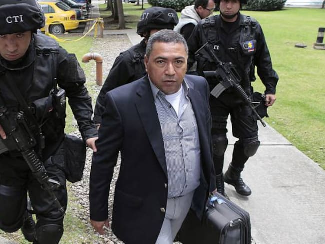 En firme condena de seis años de prisión contra el excongresista Carlos Escobar por parapolítica