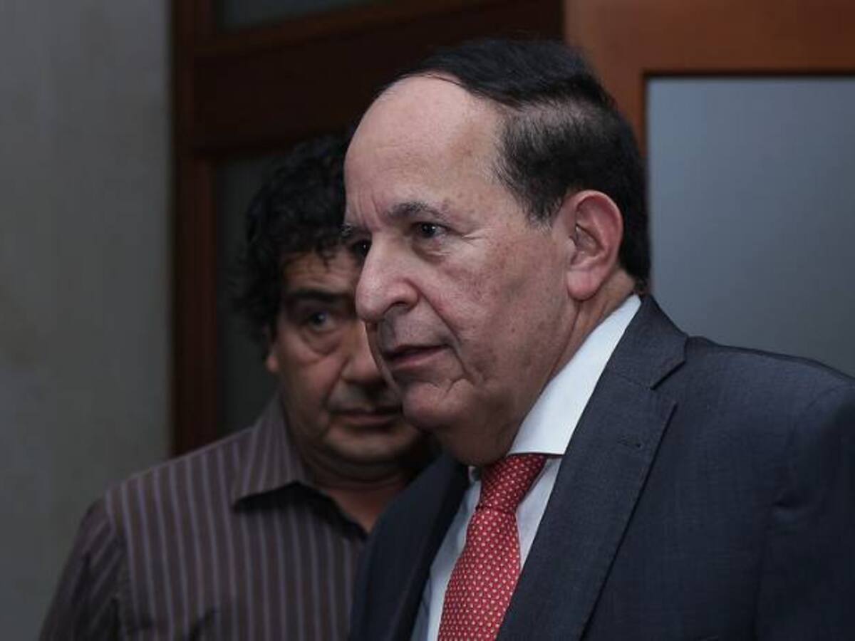 El Congreso suspendió al senador Álvaro Ashton