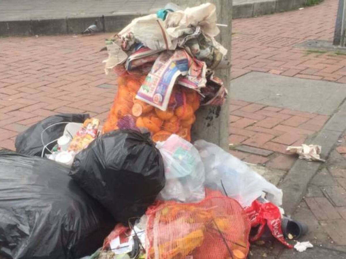 Por cada tres toneladas de comida que hay en país, una va a la basura