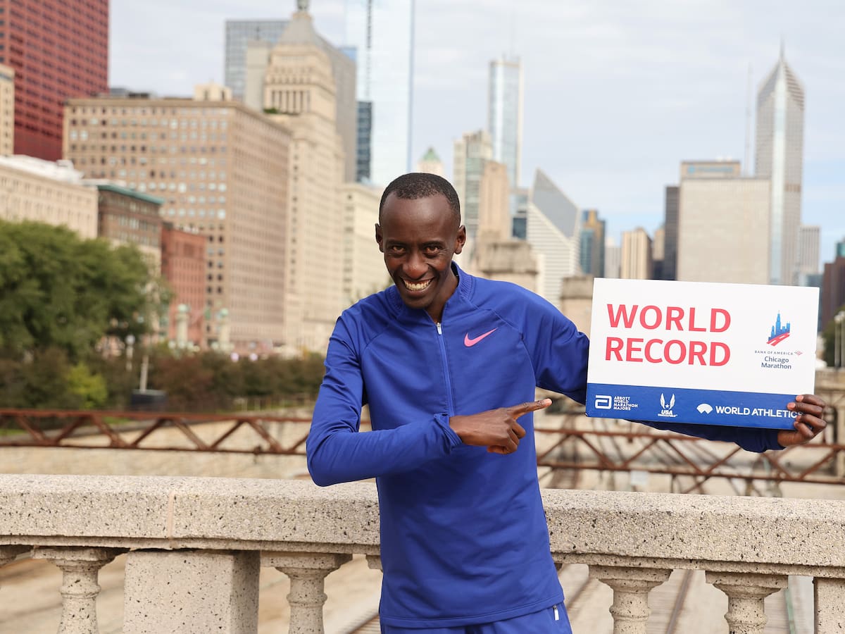 Kelvin Kiptum estableció un nuevo récord mundial en el Maratón de Chicago