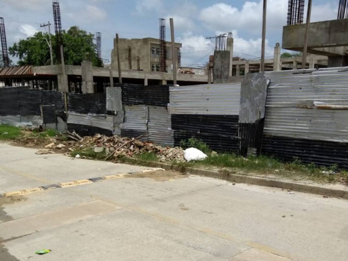 Comunidad de El Bosque pide celeridad en obras de Megacolegio de Shakira