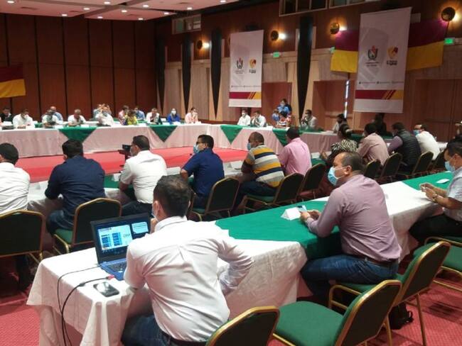 En el evento participaron 41 alcaldes de los 47 del Tolima.