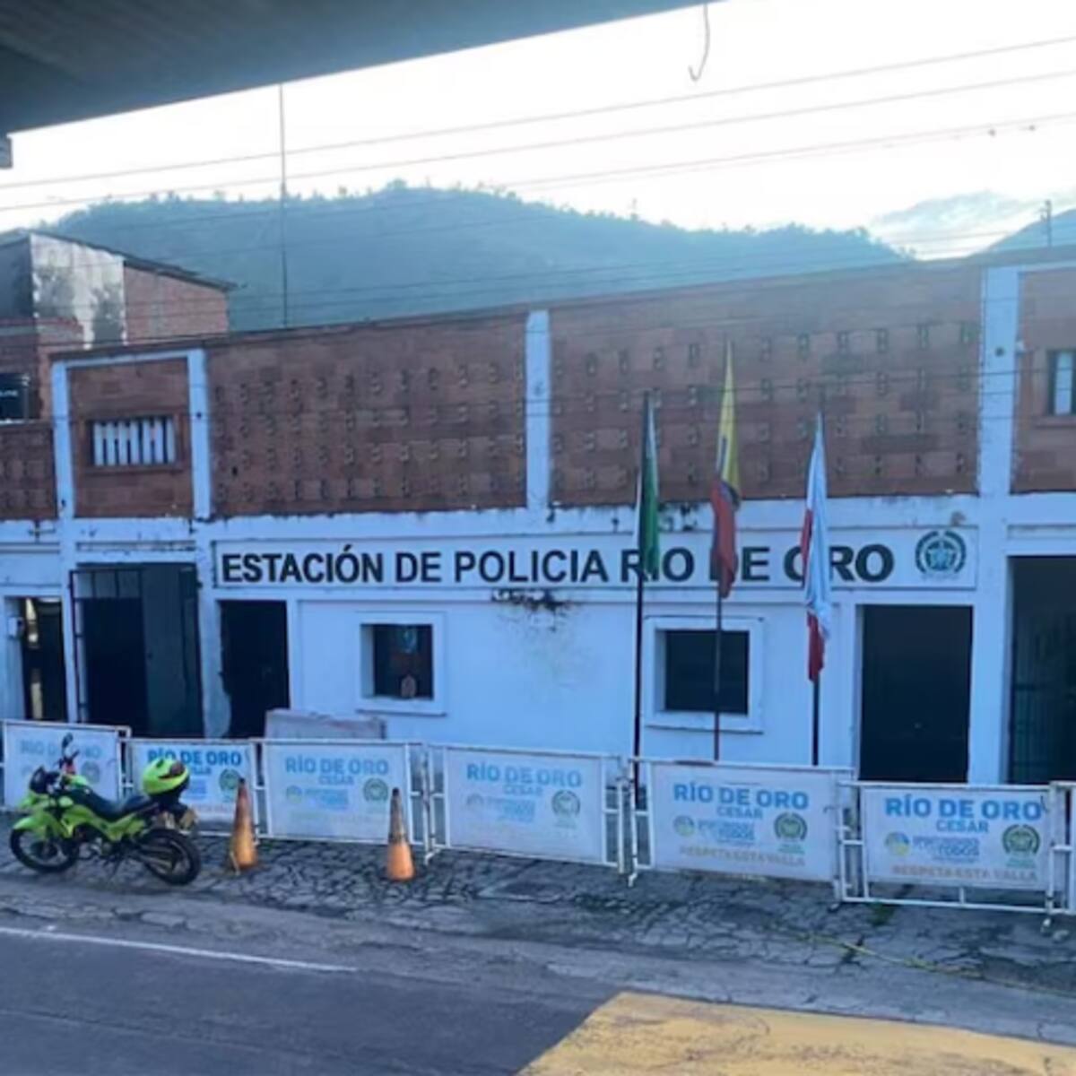 Fue hostigada la estación de Policía de Río de Oro, Cesar: se reporta un fallecido y un herido