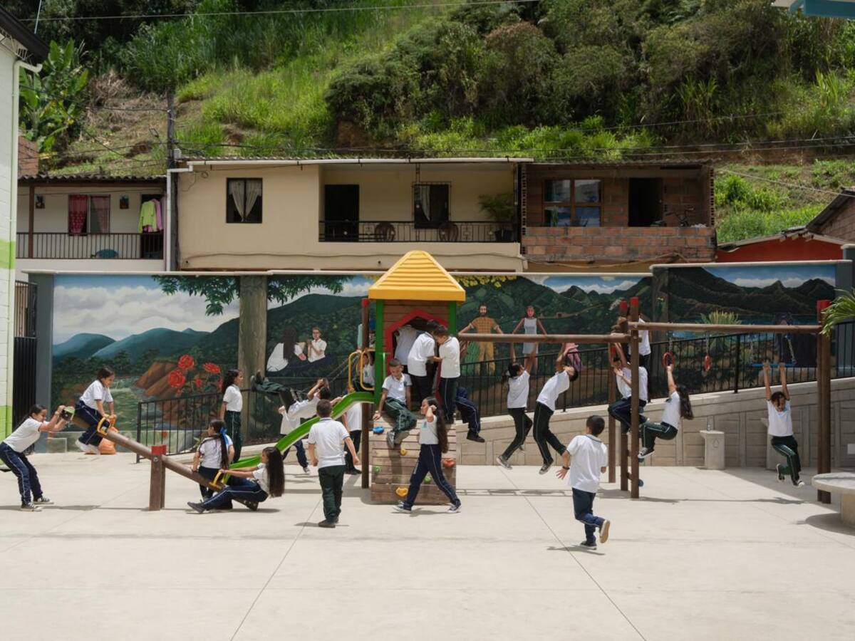 Cerca de 3.100 colegios rurales necesitan mantenimiento en Antioquia