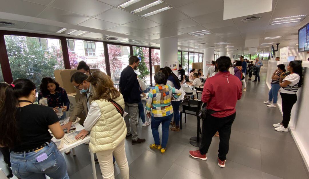 Más de 900 mil colombianos están habilitados para votar en el exterior