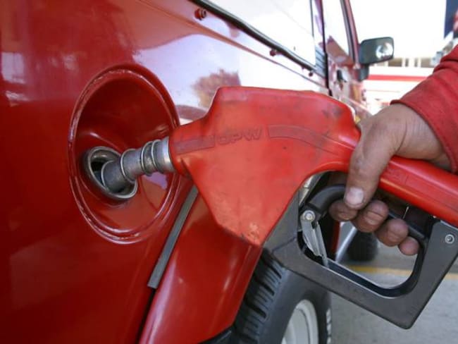 Precio de la gasolina se mantendrá estable y ACPM bajará 12 pesos para enero de 2018