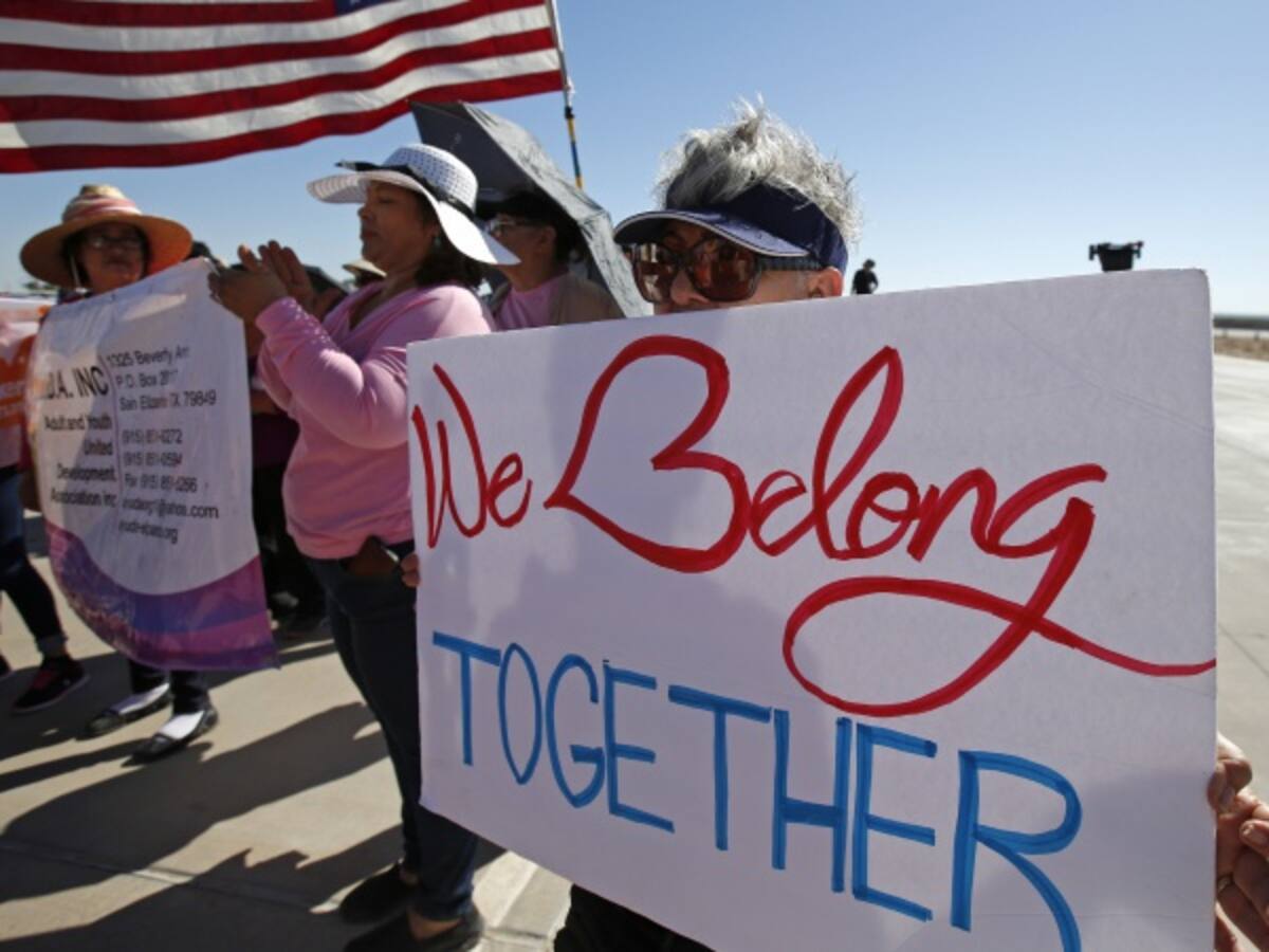 EE.UU. solo ha reunido 450 niños migrantes con sus padres