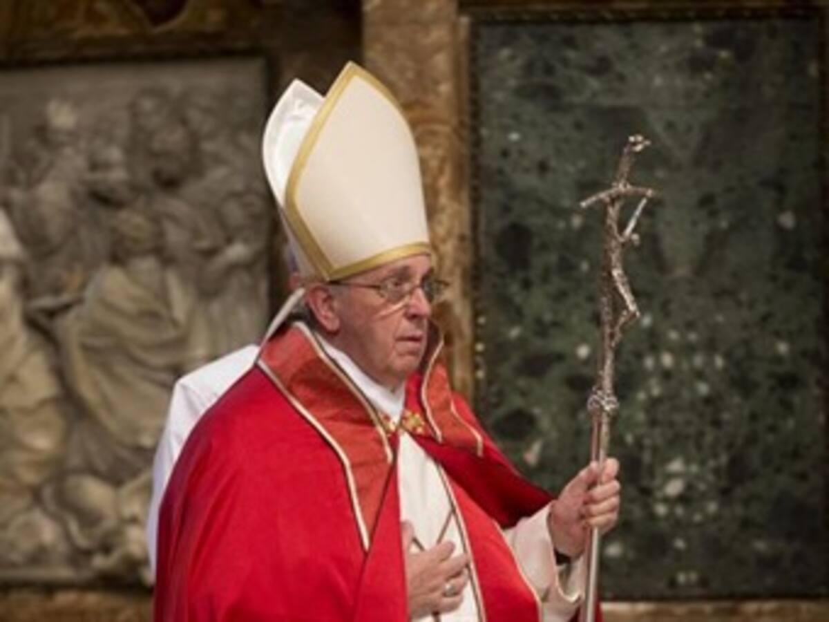 Papa pide a los jóvenes que no reduzcan el amor solo al "aspecto sexual"