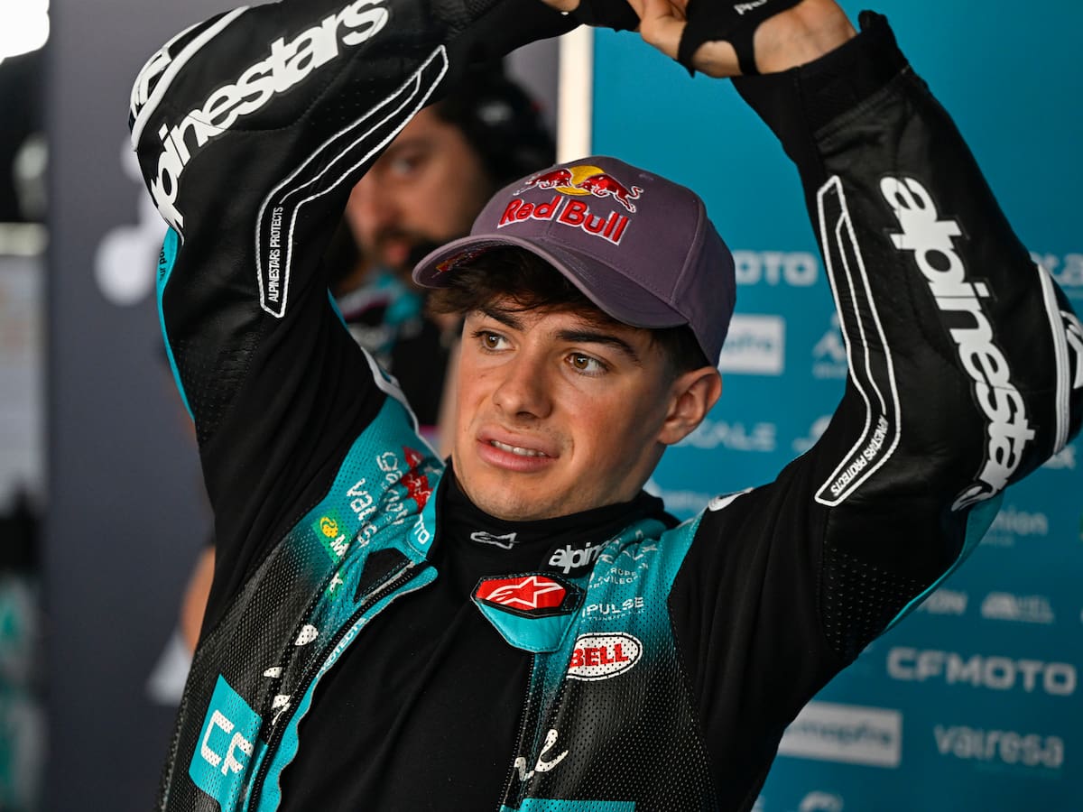 David Alonso protagoniza impresionante remontada en el Gran Premio de Hungría del Moto2: así le fue