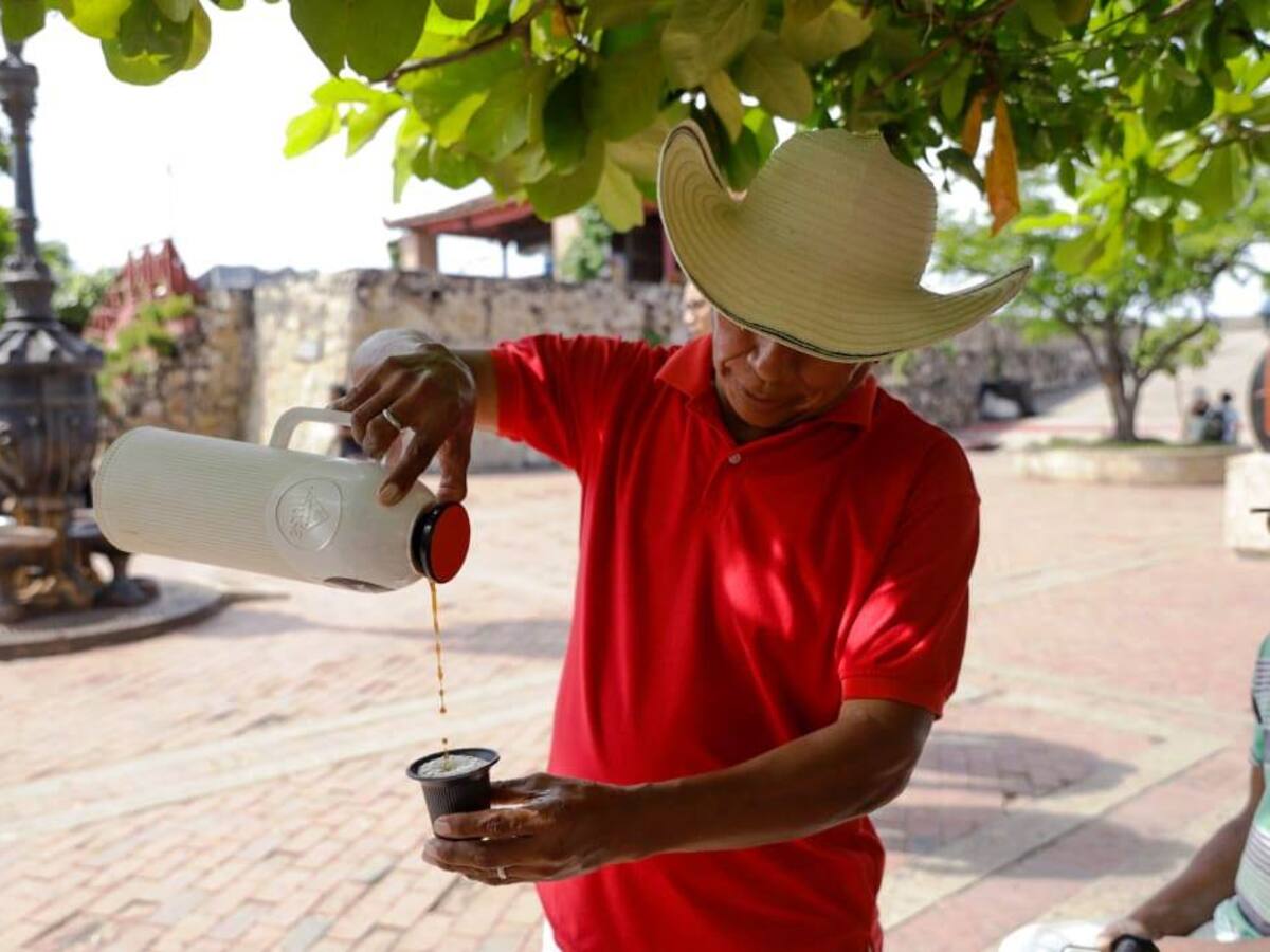 Feria Artesanal y del Café en Cartagena en la Plaza de Los Coches