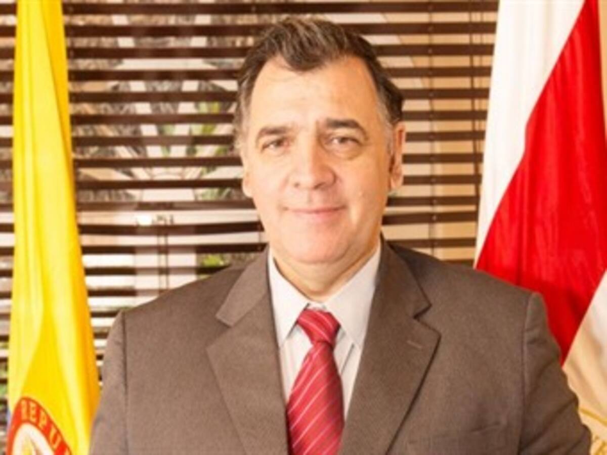 Proceso de paz define la reelección del presidente Santos