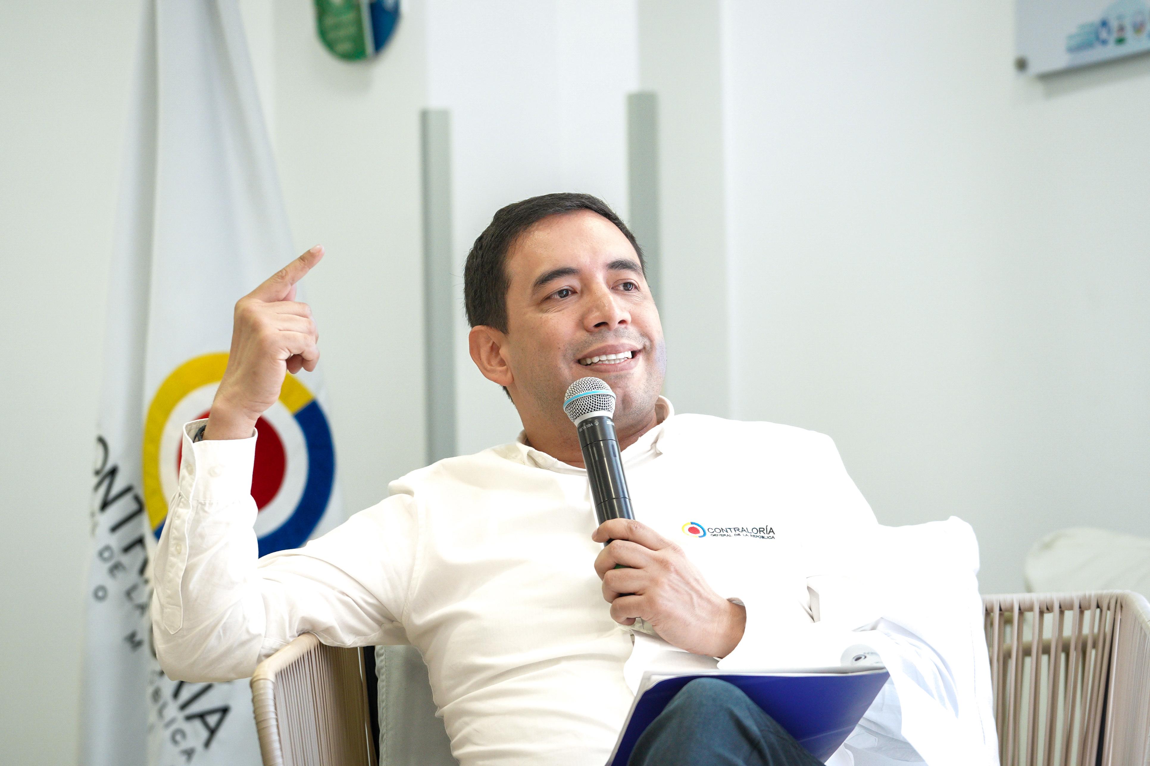 Campo Elías Vega Rocha, contralor delegado para la Participación Ciudadana. | Foto: Caracol Radio