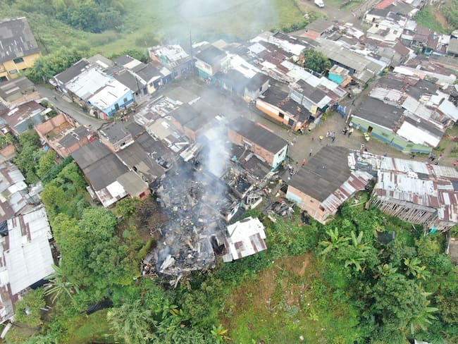 Incendio en la comuna de Villasantana- Oficial Cuerpo de Bomberos.