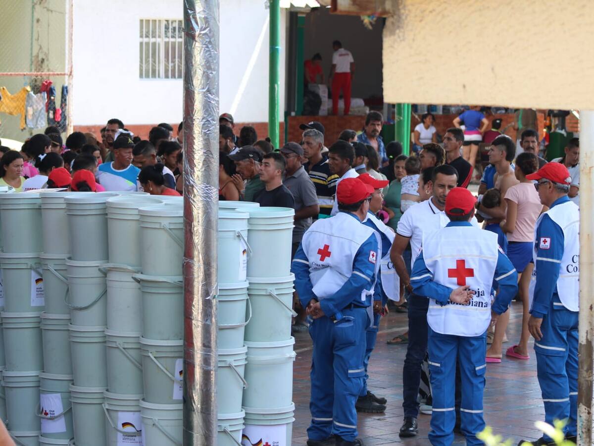 Comisión humanitaria lleva alimentos a familias desplazadas y confinadas del Catatumbo