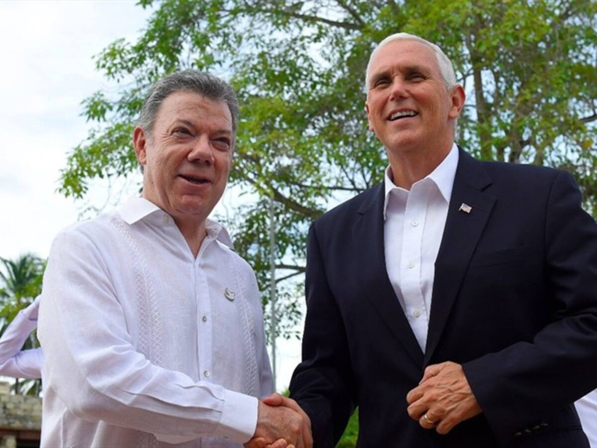 La posibilidad de una intervención militar en Venezuela no debe ser contemplada: Santos