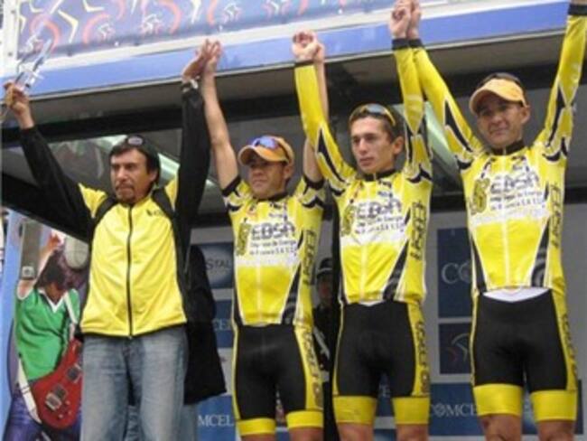 Gregorio Ladino y Libardo Niño, figuras colombianas en la Vuelta a Bolivia