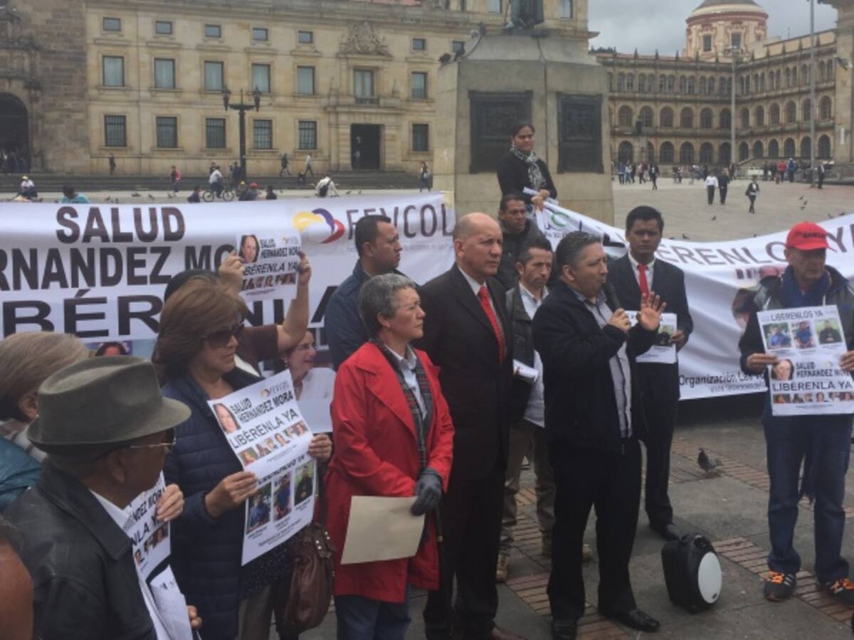 Con platón exigen regreso de periodistas retenidos en Norte de Santander