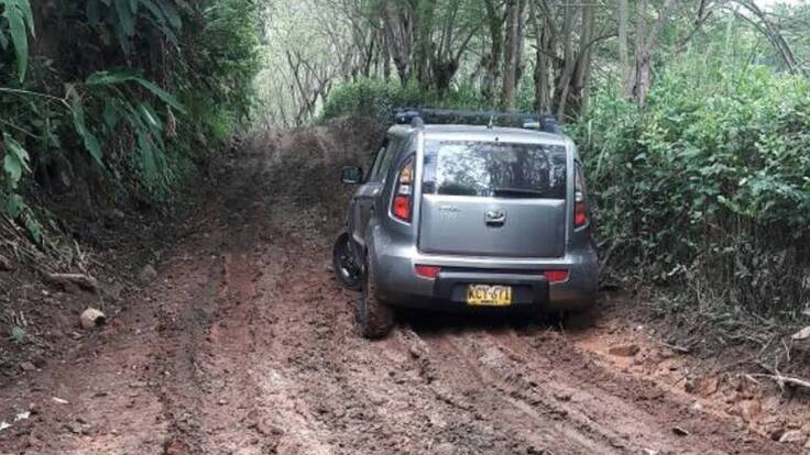 Vía rural vereda La Cabaña de Buenavista, Quindío en muy mal estado a pesar de que intervenida por la gobernación