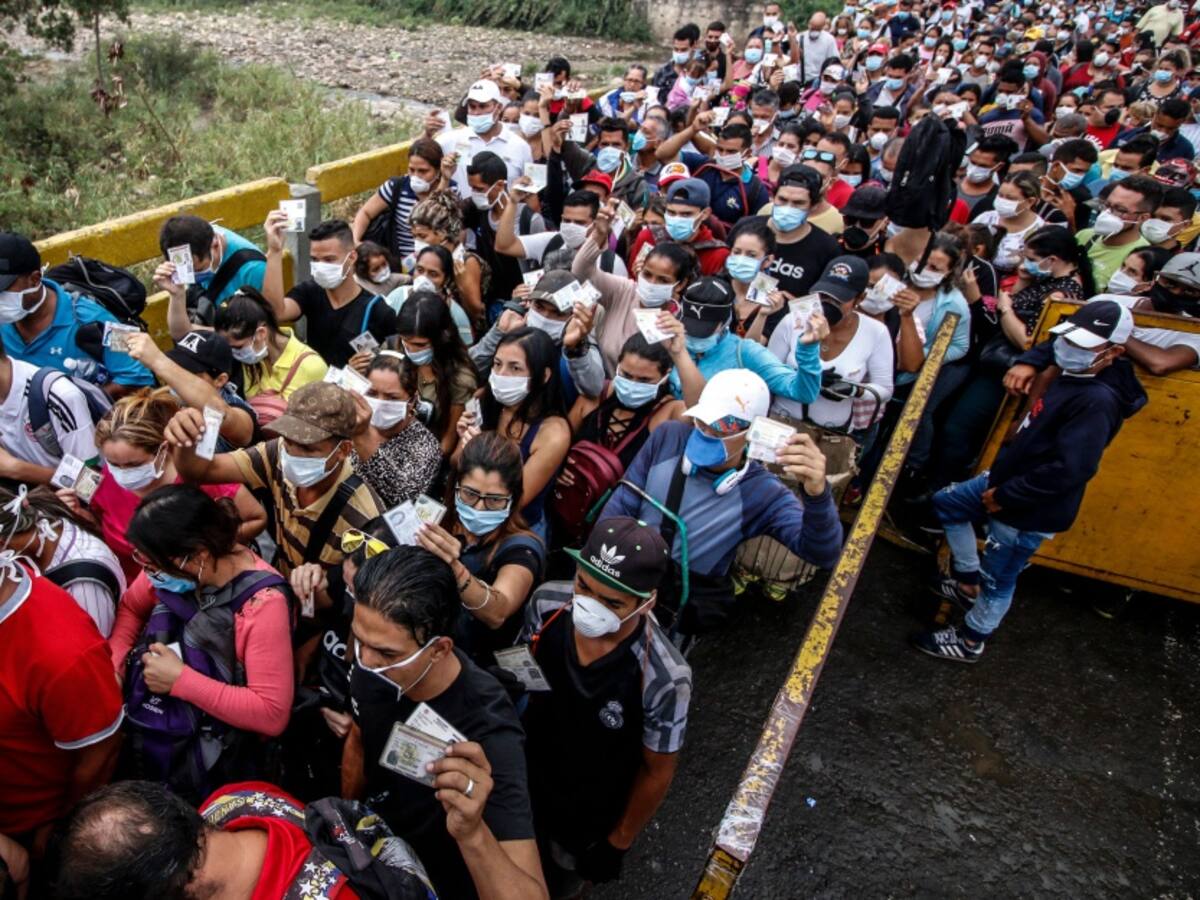 Centro Democrático pide cerrar frontera con Venezuela