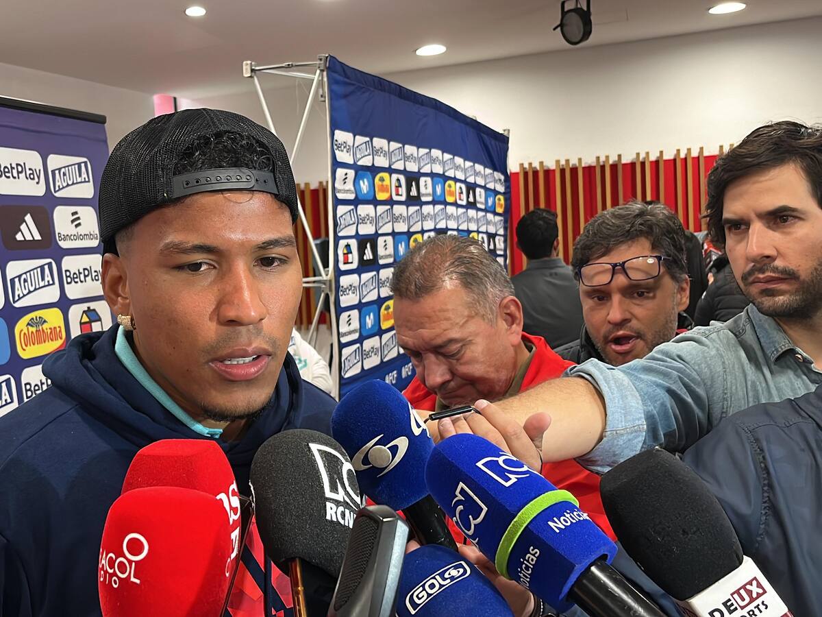 Roger Martínez: La Selección siempre tiene que salir a ganar, a donde vaya y donde juegue