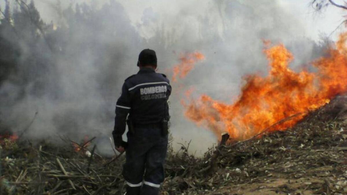 Incendio en el barrio Recreo genera pánico en la comunidad