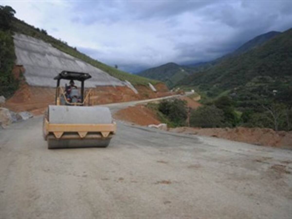 Controversia entre el Gobierno y la Procuraduría por Autopistas de la Montaña