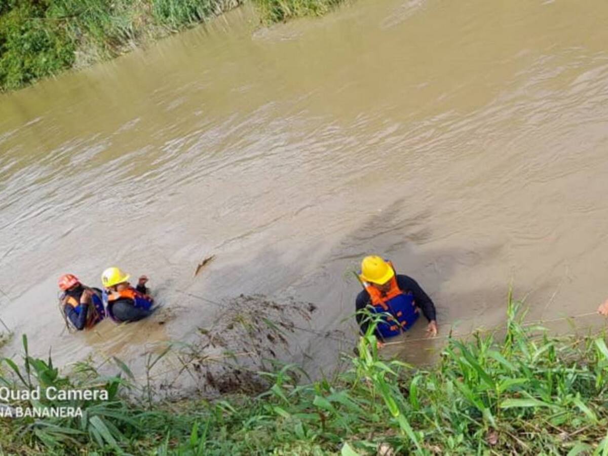 En río de la Zona Bananera encuentran el cadáver de un niño