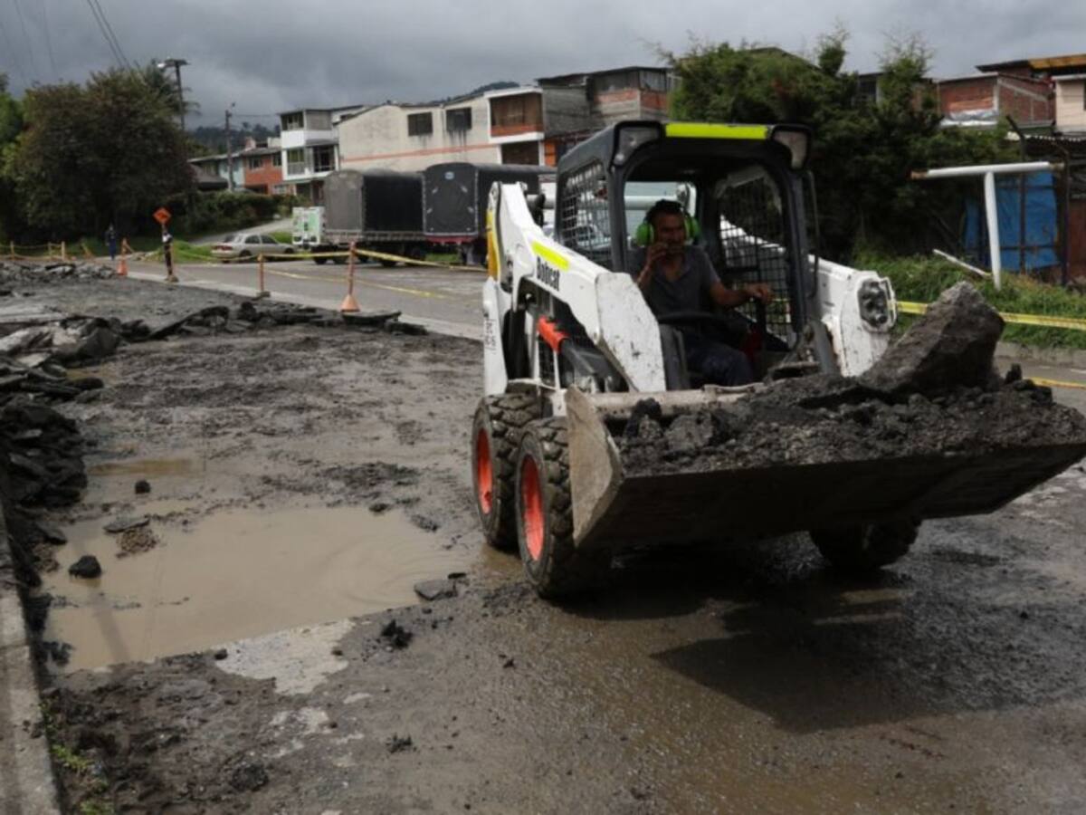 Continúa la intervención de la malla vial en Manizales
