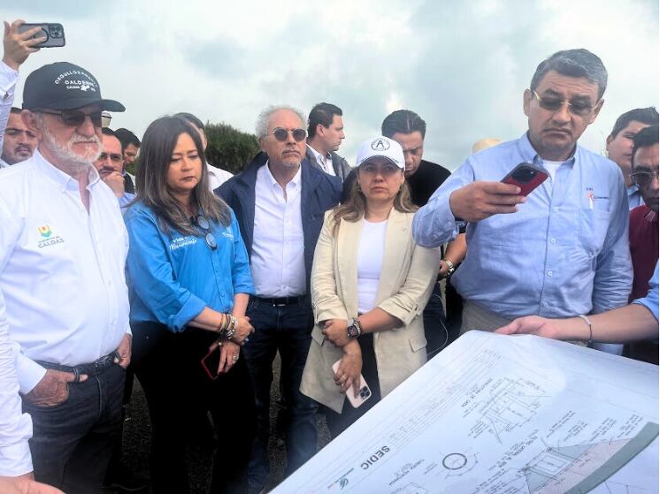 Visita de la Ministra de Transporte al terreno donde se construirá Aerocafé