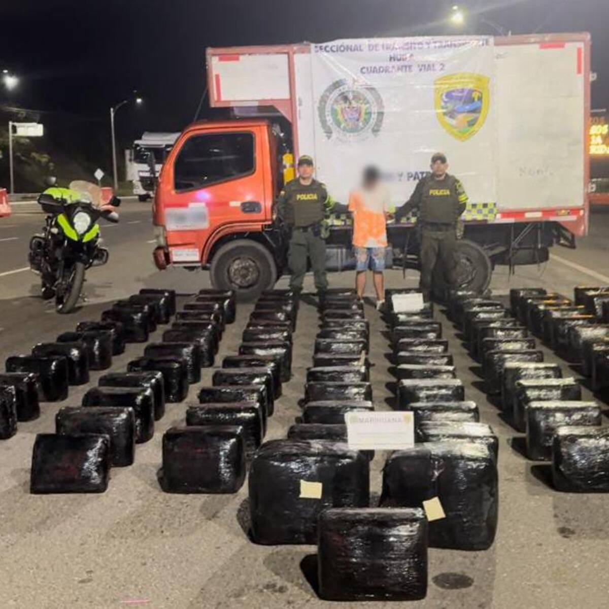 Una persona capturada y 528 kilos de marihuana incautados, en la vía Neiva-Bogotá