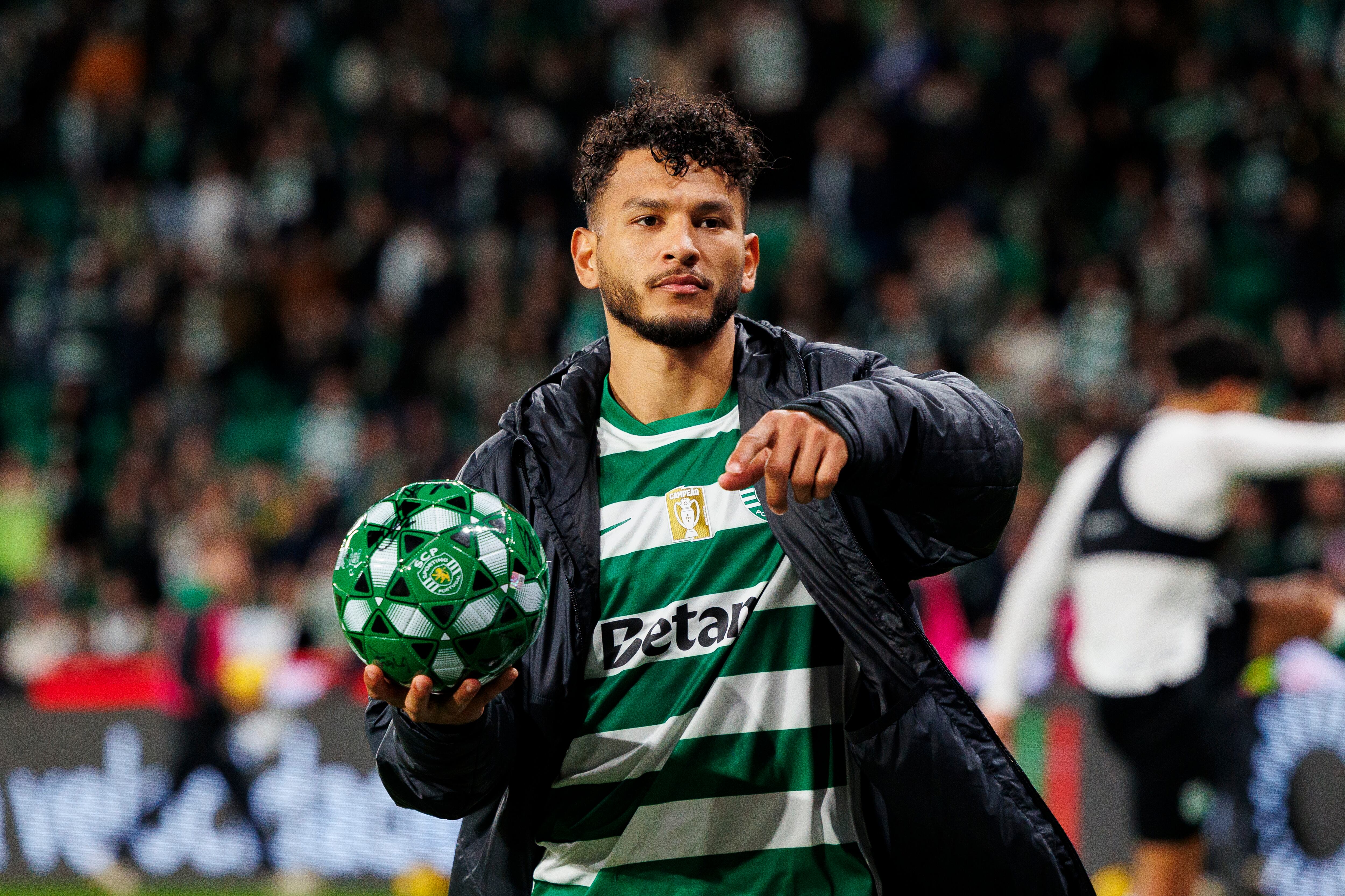 Gol de Luis Suárez para salvar la clasificación del Sporting Lisboa en la Copa de Portugal. (Photo by Maciej Rogowski/Eurasia Sport Images/Getty Images)