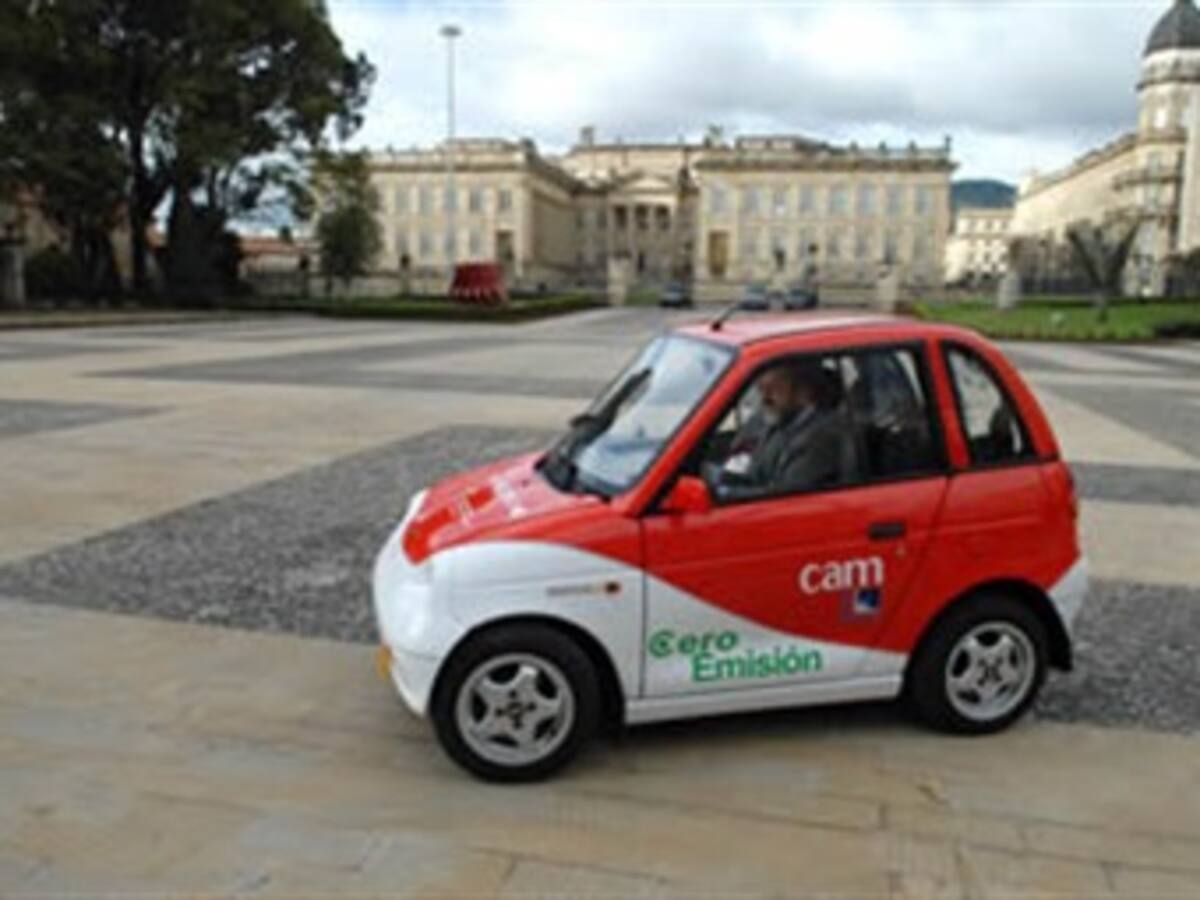 Vehículos eléctricos que entren al país no tendrán impuesto al consumo