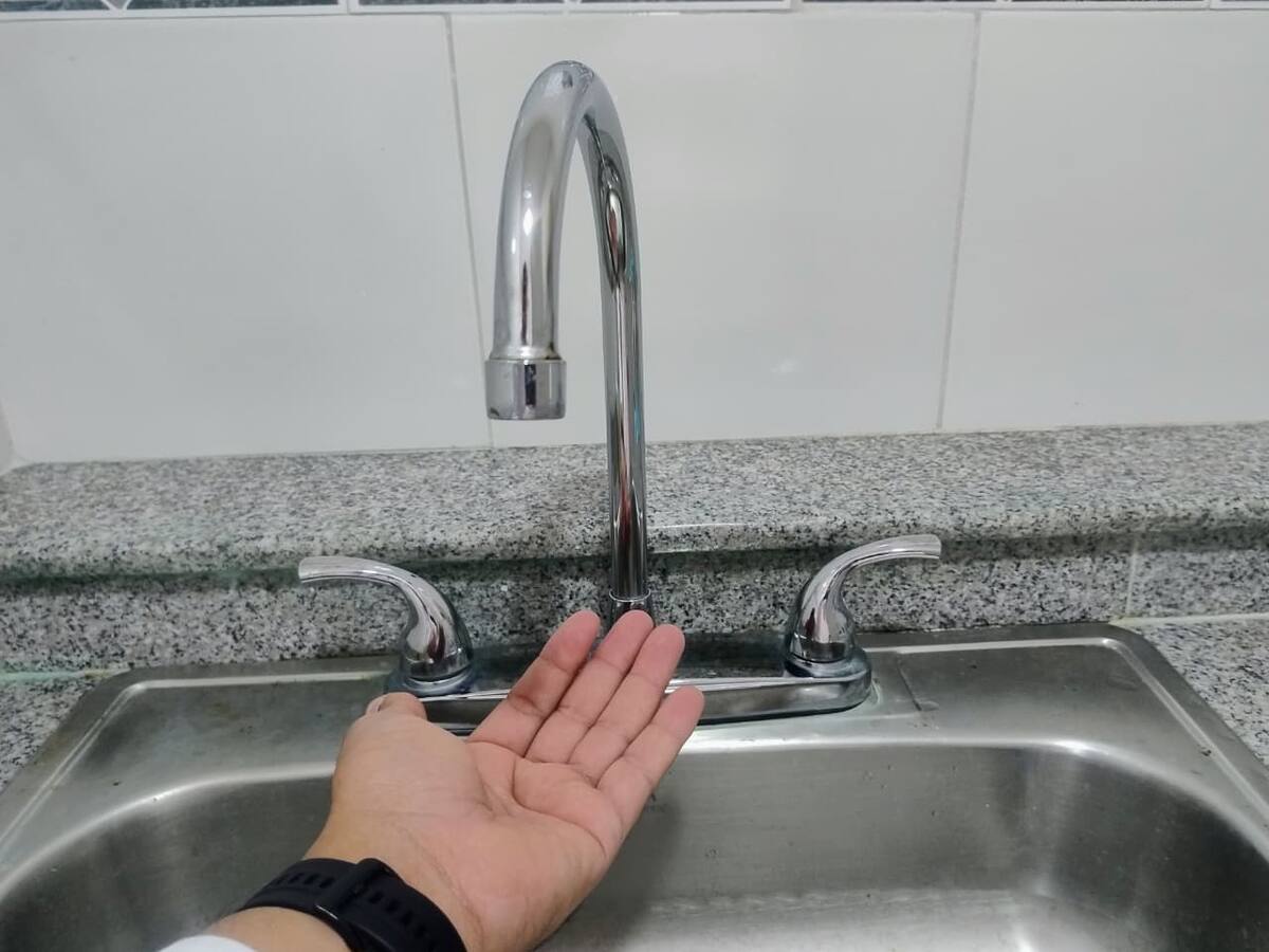 ¿Por qué Cartagena presenta bajas presiones y cortes en el servicio de agua?