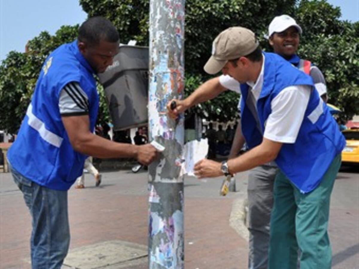 Desmontan 300 vallas de candidatos al Congreso en Cartagena