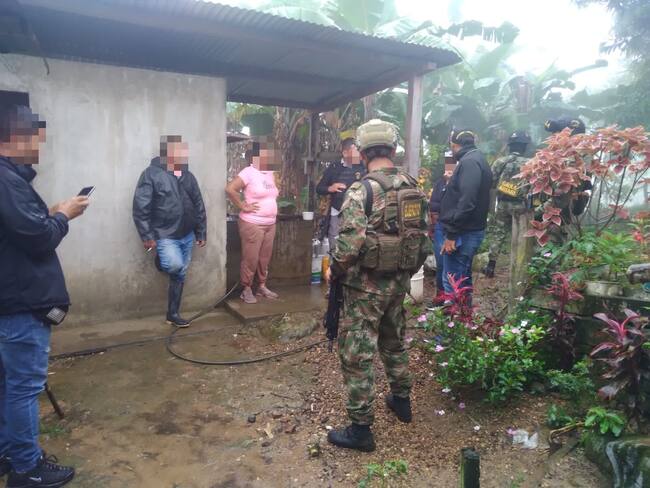 Liberación de las tres personas. Foto: Fuerzas Militares.