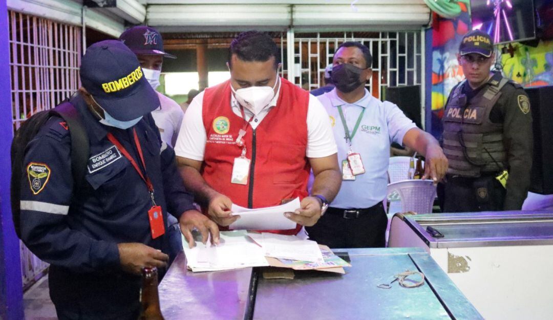 Caravana de seguridad en Nelson Mandela, Ciudadela 2000, La Reina, La Victoria y San Fernando