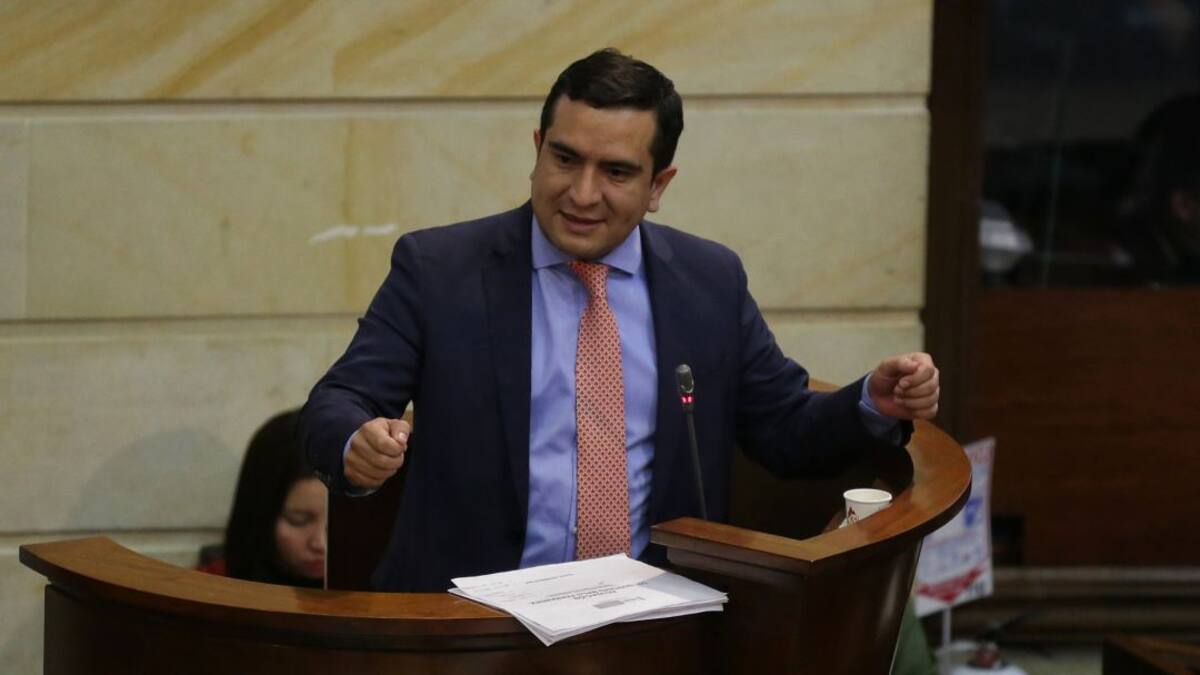 "Tengo la plena convicción de que le voy a ganar a Óscar Iván Zuluaga"