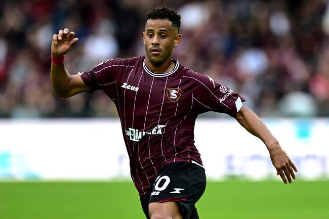 Andrés Tello en su paso por el Salernitana de Italia