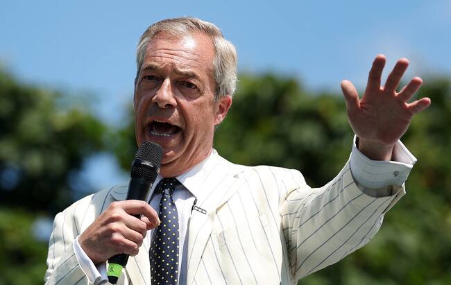 Maidestone (United Kingdom), 24/06/2024.- Reform UK leader Nigel Farage speaks at an election campaign event in Maidstone, Kent, Britain, 24 June 2024. Britain will hold a general election 04 July. (Reino Unido) EFE/EPA/ANDY RAIN