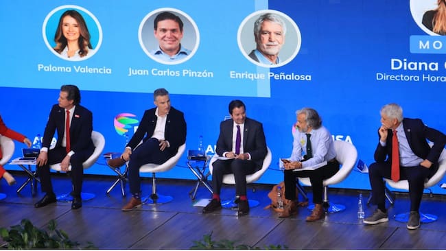 Juan Manuel Galán, Aníbal Gaviria, David Luna, Juan Daniel Oviedo y Enrique Peñaloza en el Debate Gran Consulta por Colombia.