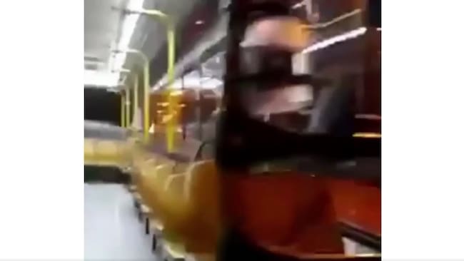Video: Supuesto alma en pena atormenta a chofer de bus en Argentina | Captura de video