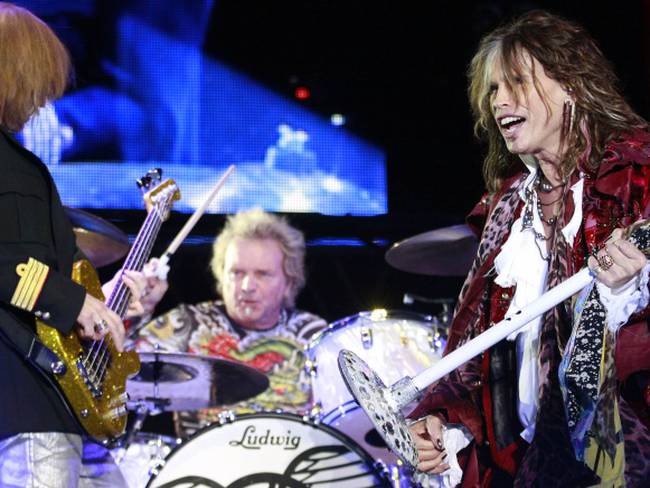 Aerosmith hizo vibrar con buen rock a Bogotá
