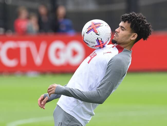KIRKBY, ENGLAND - MARCH 30: (THE SUN OUT.THE SUN ON SUNDAY OUT)  Luis Diaz of Liverpool during a training session at AXA Training Centre on March 30, 2023 in Kirkby, England. (Photo by John Powell/Liverpool FC via Getty Images)