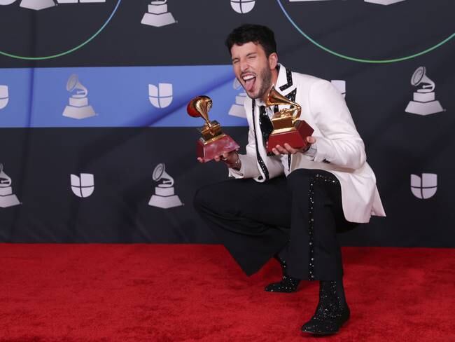 Carlos Vives, Sebastián Yatra y Jean Carlos Centeno triunfan en los Latin Grammy