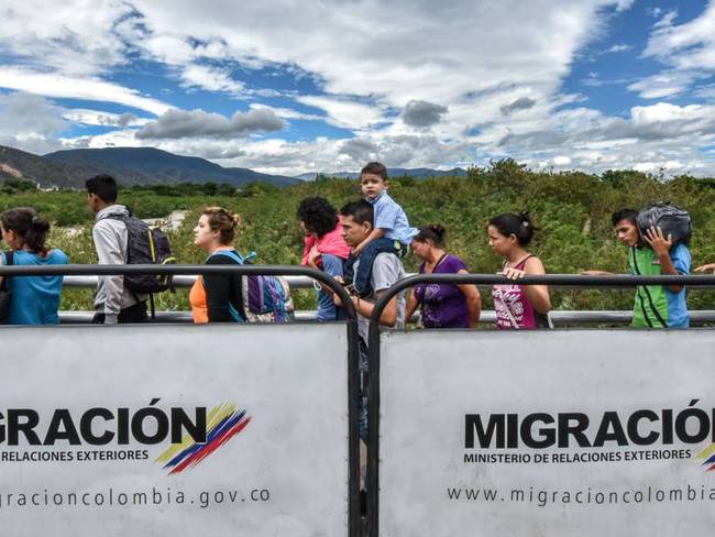 Paso peatonal en la frontera entre Colombia y Venezuela.               Foto: Getty 